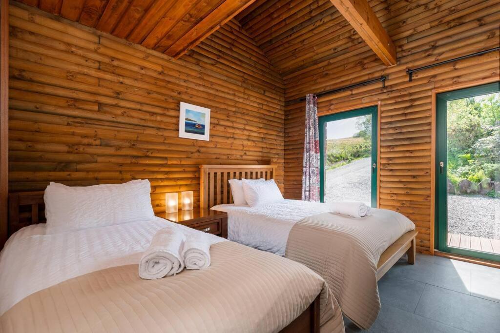 Heather Lodge With Sea And Mountain Views 里南 外观 照片