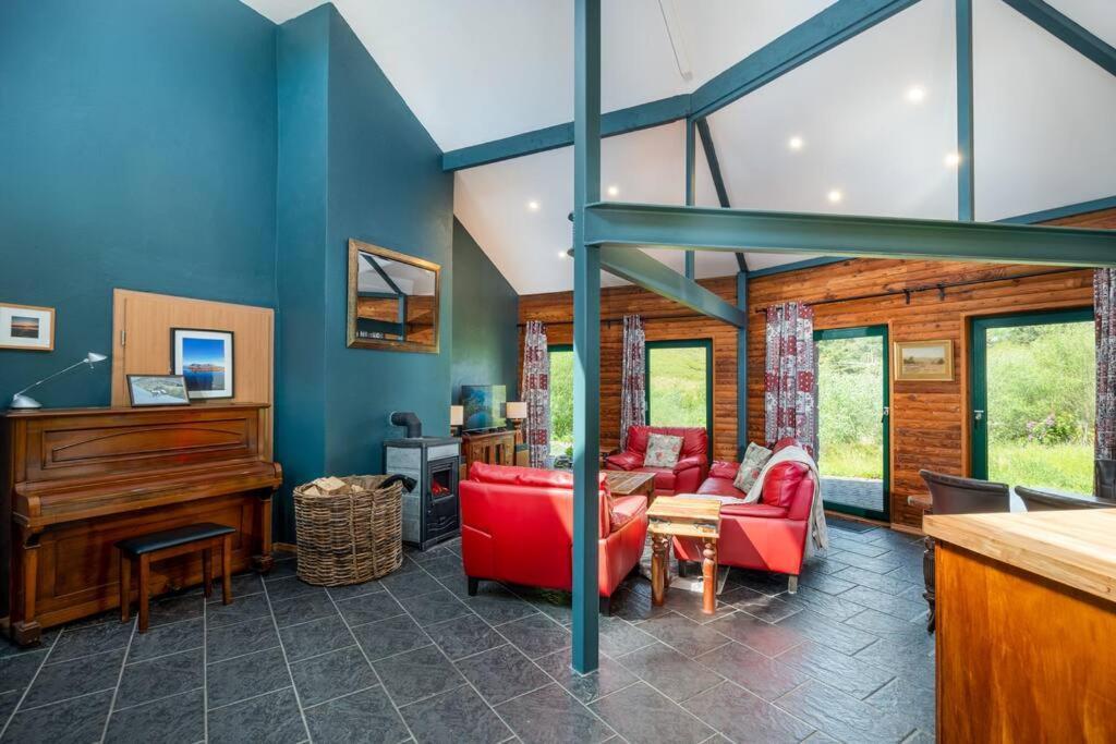 Heather Lodge With Sea And Mountain Views 里南 外观 照片