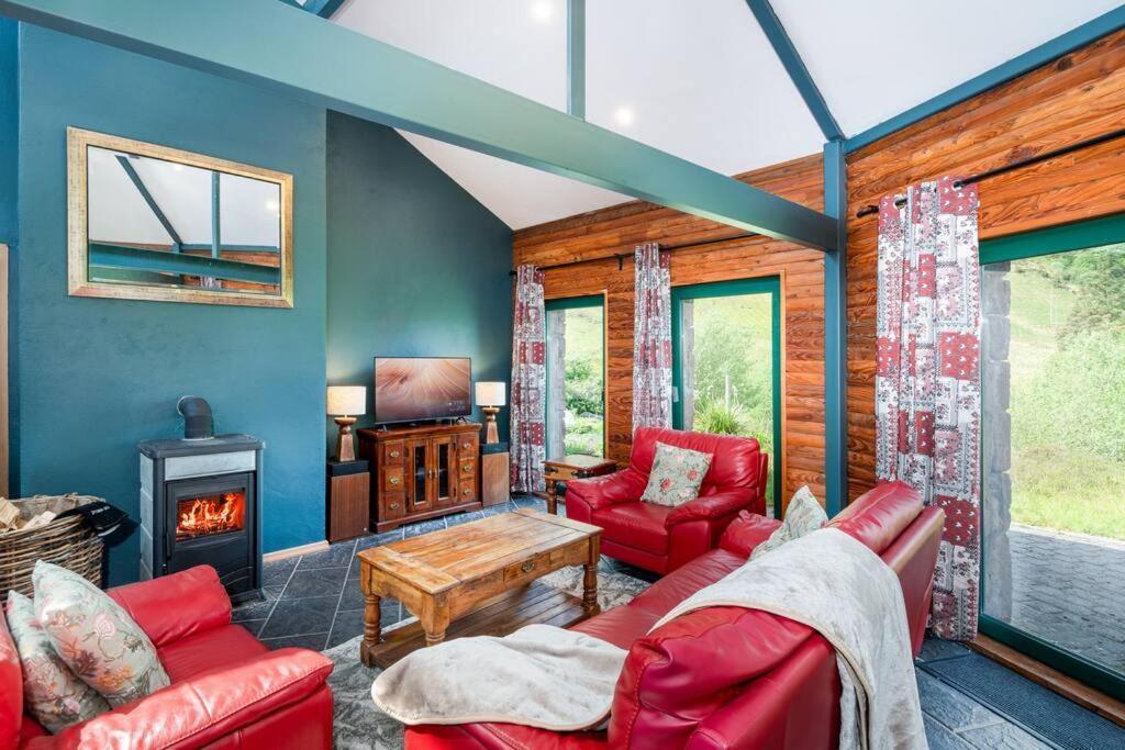 Heather Lodge With Sea And Mountain Views 里南 外观 照片